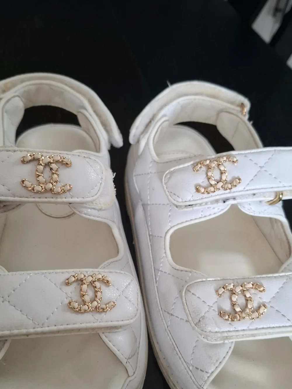 CHANEL Dad Sandals Grained Calfskin Velcro White.